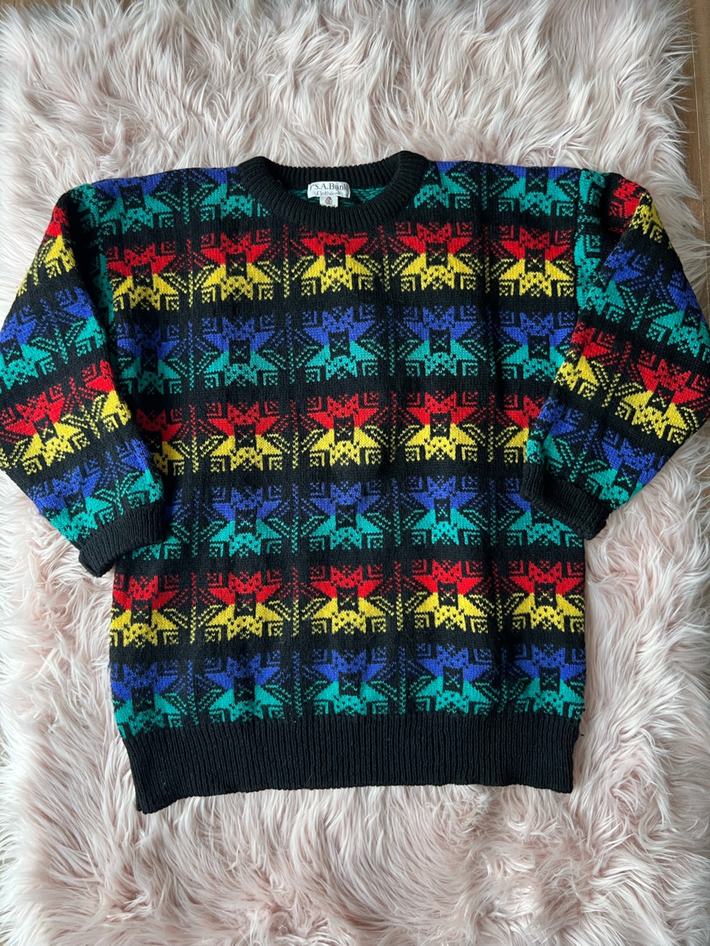 Men's Black Geometric Stripe Sweater 100% Wool Shetland Made in Hong Kong